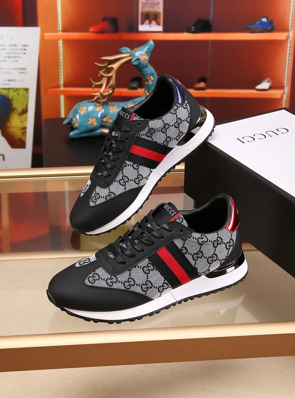 Factory price: 400💰"GUCCI"⚠️⚠️Top purchasing agent🔍🔍Sold simultaneously at men's HK counters. Sole: The original sole is specially provided by the original factory. The exclusive movable molded sole is super comfortable. The original factory follows the order. 🔍🔍High quality. 💪Details determine the quality. We only make shoes with our heart. You can enter and leave the counter at will. You are welcome to compare. Two colors are available. Size: 38-44, customized 45